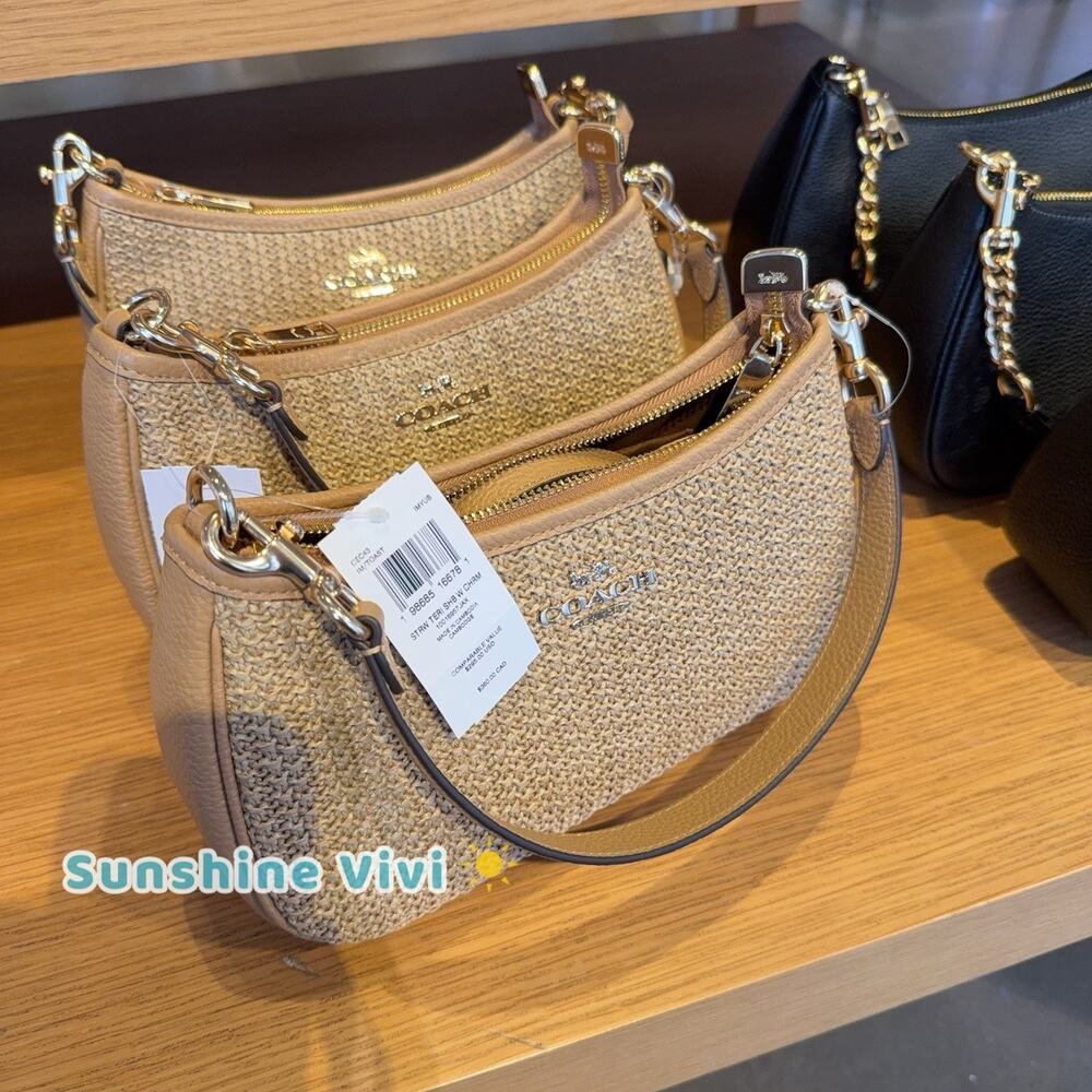 NWT COACH Teri Shoulder Bag With Charm CEC43 straw/Im/Toast Leather - Picture 7 of 7